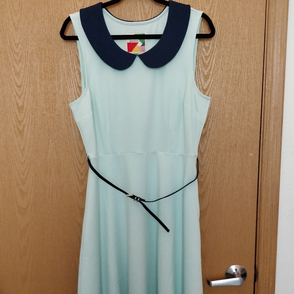 NWOT Modcloth Peter Pan Collared Dress w/ Belt